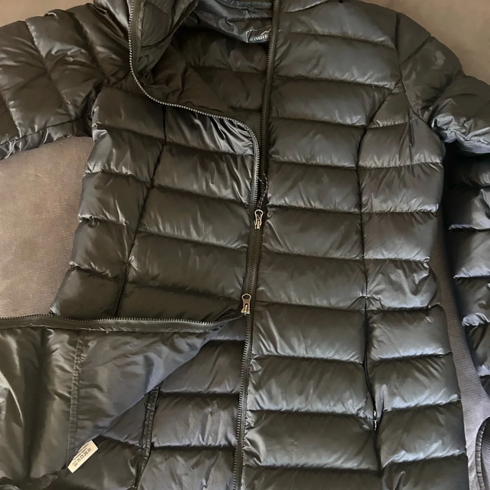 Eddie Bauer Women's Black Down Puffer Jacket Excellent Condition - Picture 7 of 13